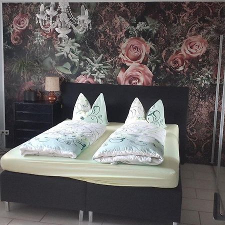 Bauernhof Privatzimmer Hortus Sandrine Gemeinschaftsbad Free Wifi Hausbreitenbach المظهر الخارجي الصورة